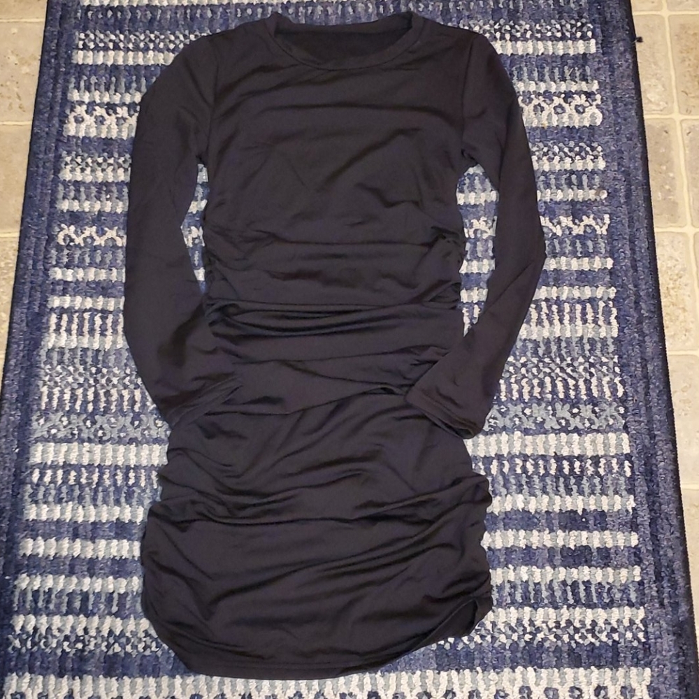 Long sleeve mini club dress